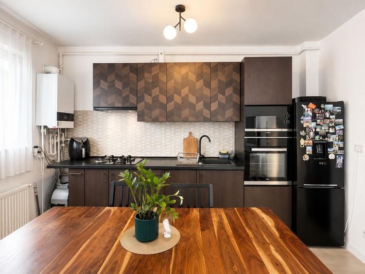 Apartament cu 2 camere semidecomandat în Berceni