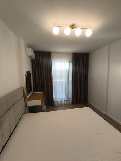 Apartament cu 2 camere decomandat, mobilat în Central