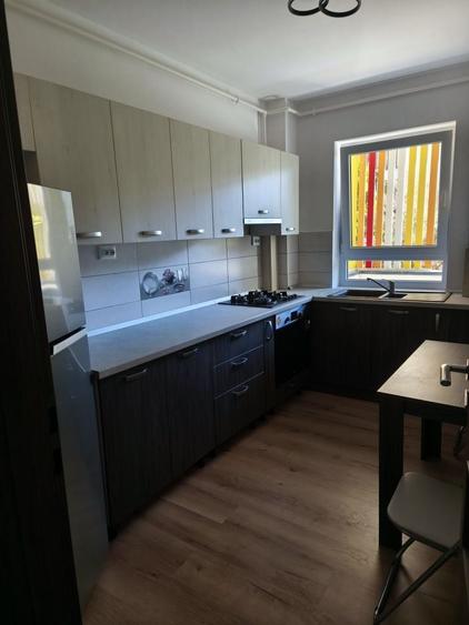 Apartament cu 2 camere decomandat în Noua