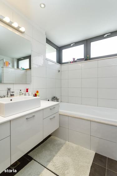 Apartament cu 4 camere decomandat în Dorobanți
