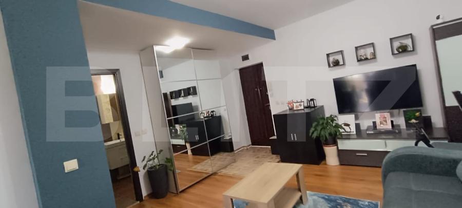 Apartament cu 2 camere semidecomandat, mobilat în Florești