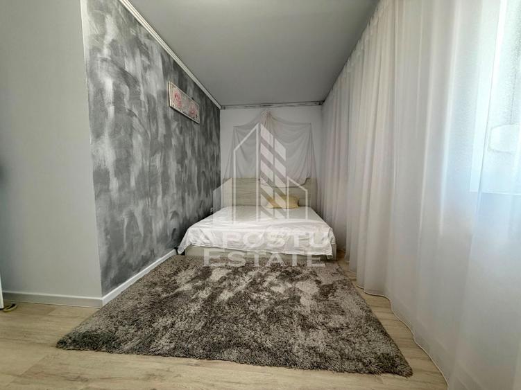 Duplex cu 5 camere cu Canalizare în Utvin
