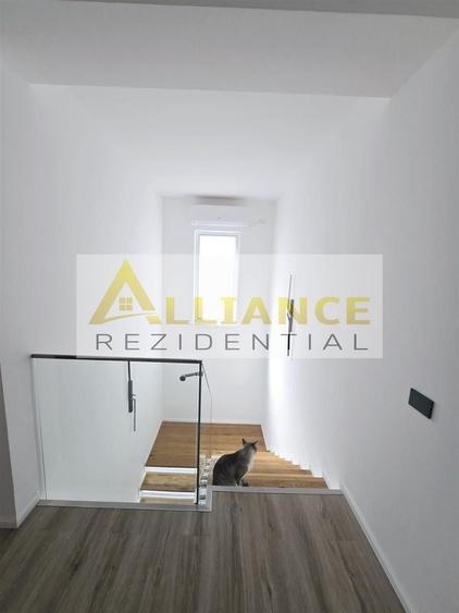 Vila individuala- 4 camere- beci- cartierul nou - 9