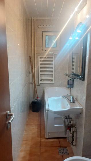 Inchiriez apartament - 2