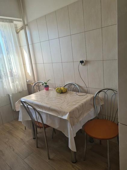 Apartament cu 2 camere semidecomandat în Alexandriei