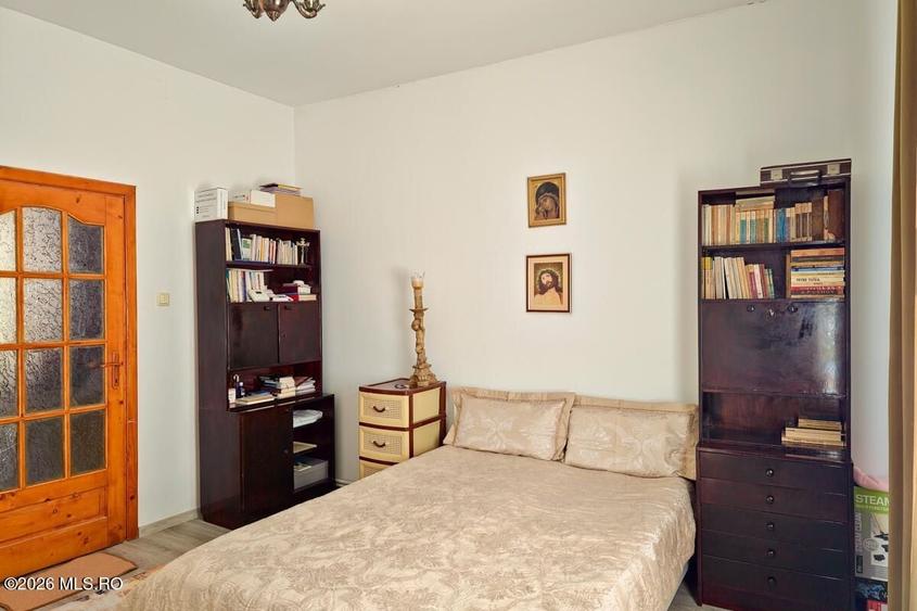 Lunei - Ion Neculce, 2 Apartamente. Mansarda 157 mp. Anexe, Lot 475 mp - 28