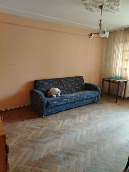 Apartament cu 2 camere decomandat în Energiei