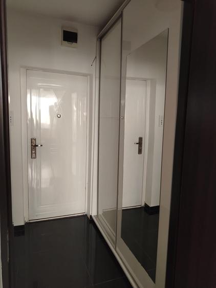 Garsonieră decomandată în Podul de Piatră