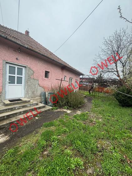 Casă individuală cu 3 camere cu Teren 456 Mp în Central
