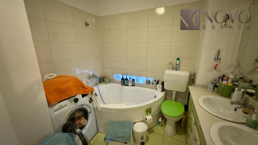 Casă cu 10 camere cu Canalizare în Matei Voievod