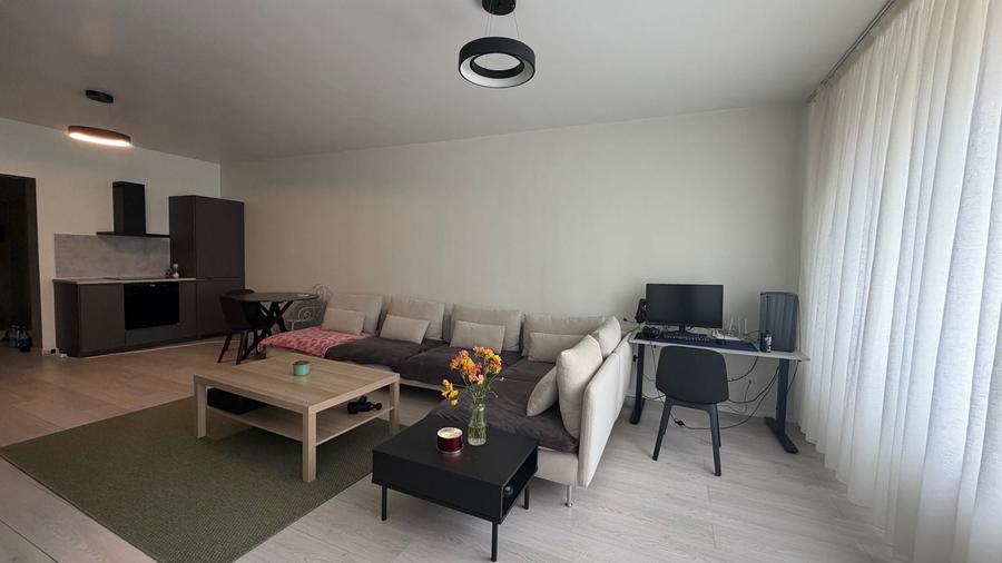 Apartament cu 3 camere decomandat, mobilat în Grozăvești