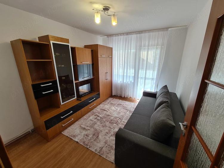 Apartament cu 3 camere decomandat în Mărăști