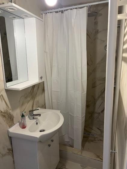 Casă individuală cu 3 camere cu Canalizare în Chitila