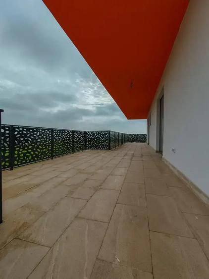 Apartament cu 3 camere decomandat în Dobroești