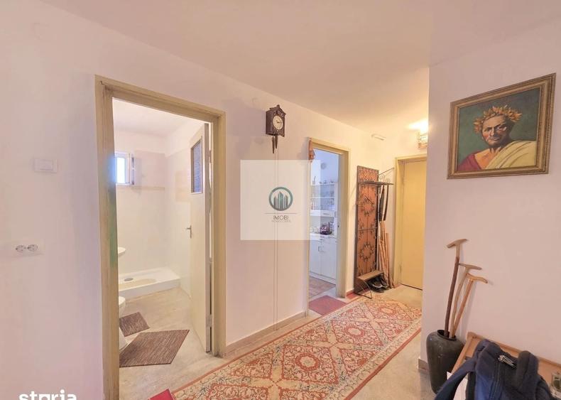 Apartament 2 camere decomandat situat Deva, strada Maraști etaj 4 - 9