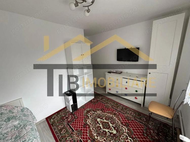 Apartament cu 3 camere semidecomandat în Ultracentral