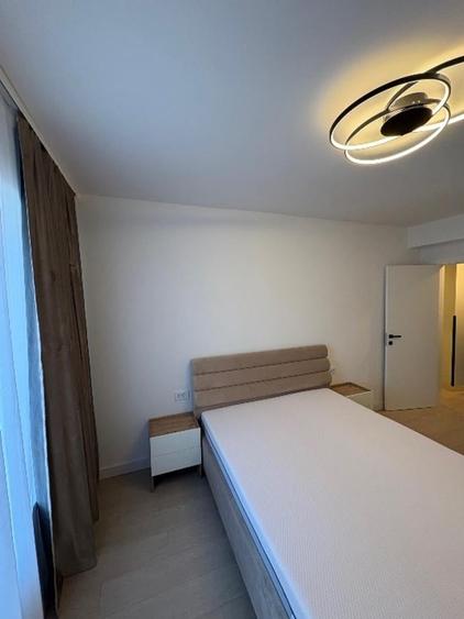 Apartament cu 2 camere decomandat, mobilat în Bucureștii Noi