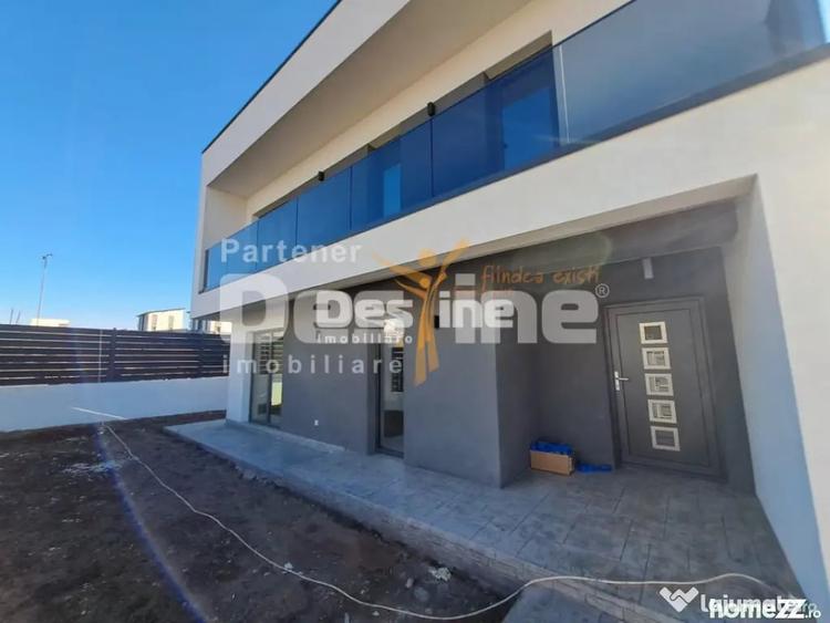 Casă cu 4 camere cu Teren 340 Mp în Miroslava