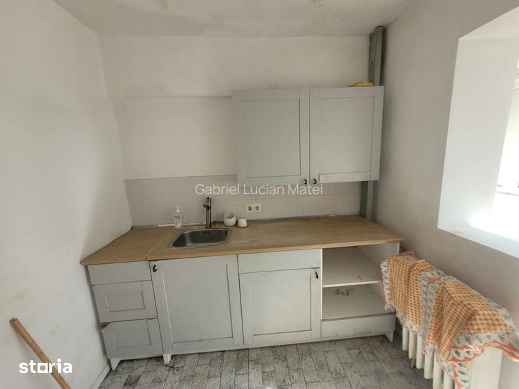 APARTAMENT 3 CAMERE DECOMANDAT - SOS. NICOLAE TITULESCU / PRIMARIA