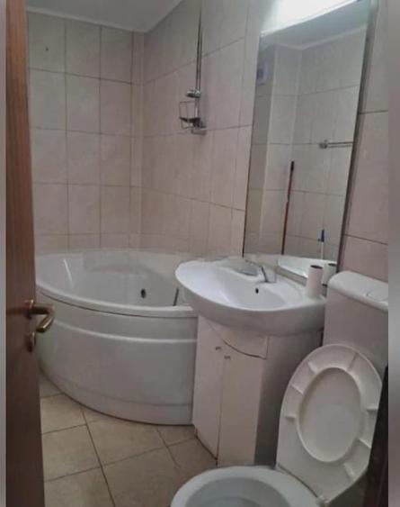 Apartament cu 2 camere decomandat în Nerva Traian