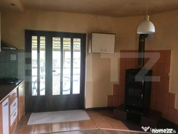 Casă cu 5 camere cu Teren 600 Mp în Central