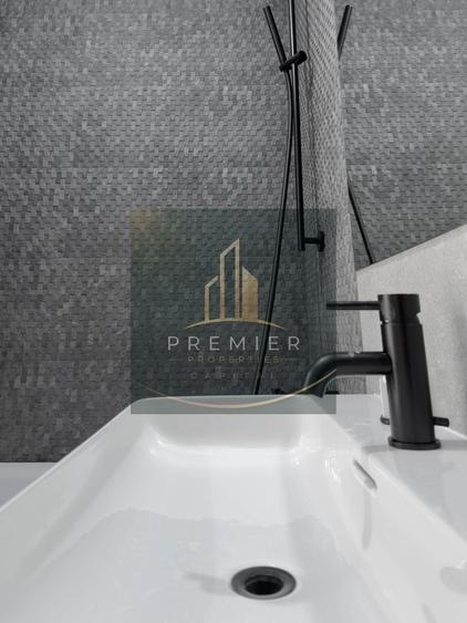 Apartament cu 3 camere decomandat în Aviației