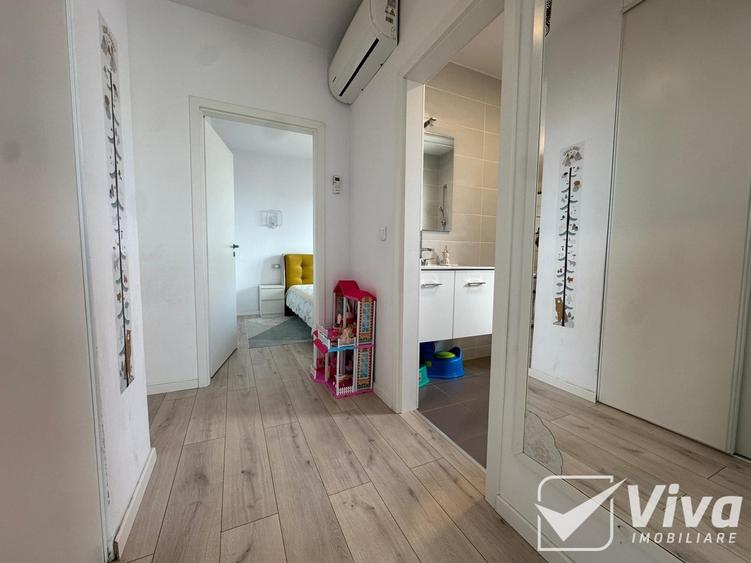 Apartament cu 3 camere semidecomandat în Cug