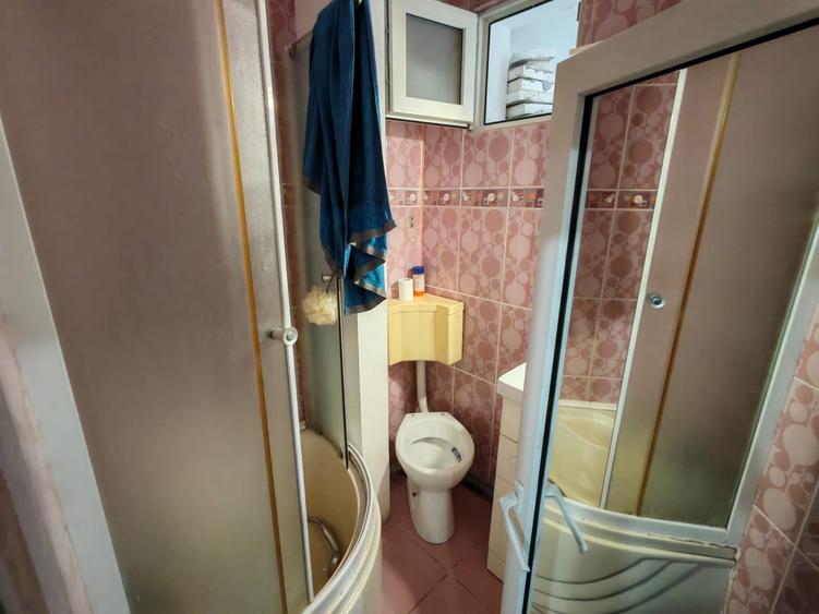 Garsonieră semidecomandată în Titan