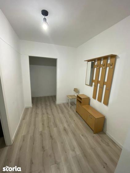 Apartament cu 2 camere, mobilat în Alexandru cel Bun