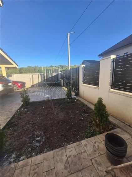 Casă individuală cu 5 camere cu Teren 501 Mp în Ghiroda