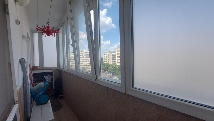 Apartament cu 2 camere decomandat în Mihai Bravu