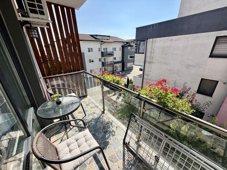 Apartament cu 2 camere decomandat în Central