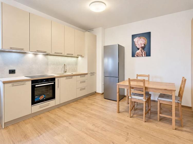 Apartament cu 2 camere semidecomandat, mobilat în Giroc