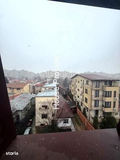Apartament cu 3 camere decomandat în Grivița