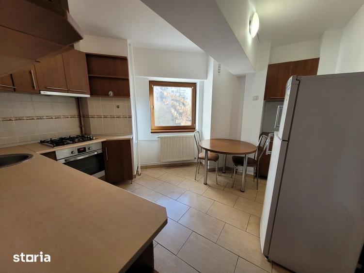 Apartament cu 2 camere decomandat în Centrul Civic