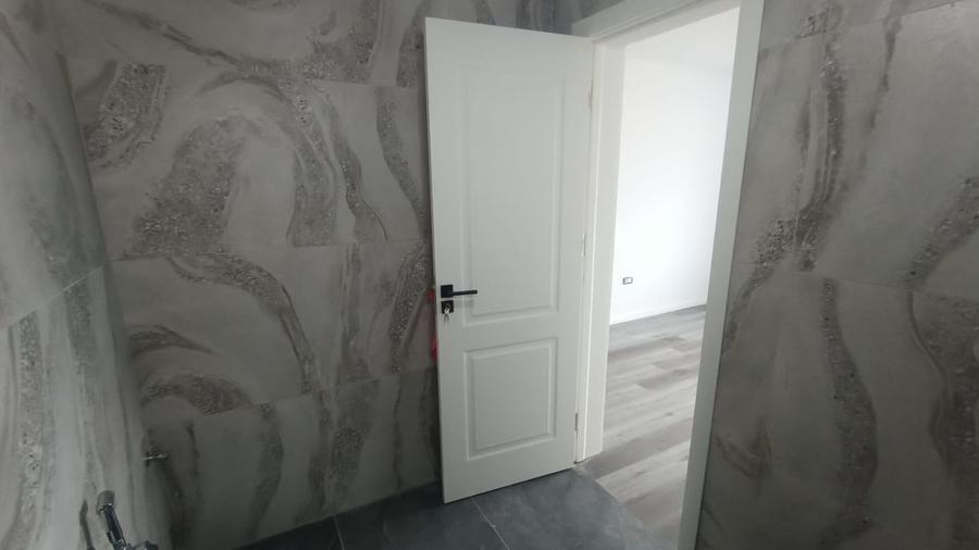 Casă individuală cu 4 camere cu Canalizare în Cârcea