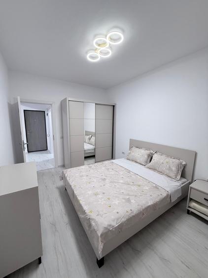 Apartament cu 2 camere semidecomandat în Militari