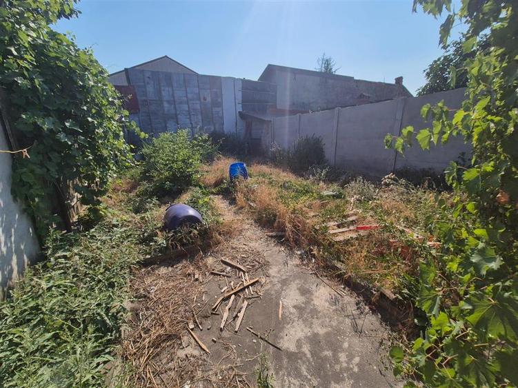 Casă individuală cu 3 camere cu Canalizare în Barieră