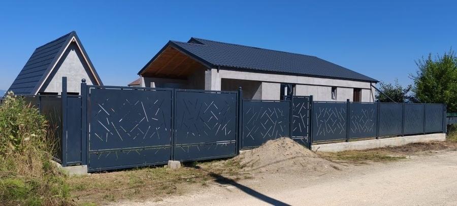 Casă cu 3 camere în Bod