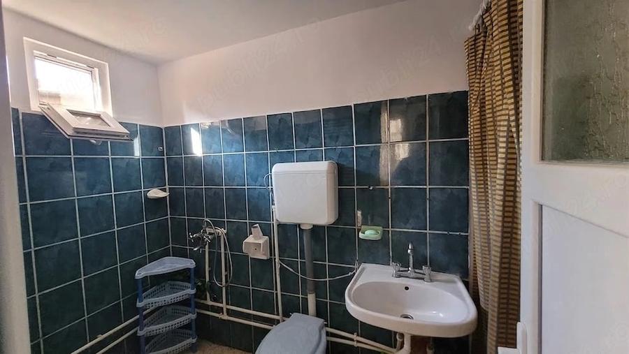 Casă cu 3 camere cu Teren 400 Mp în Bereasca