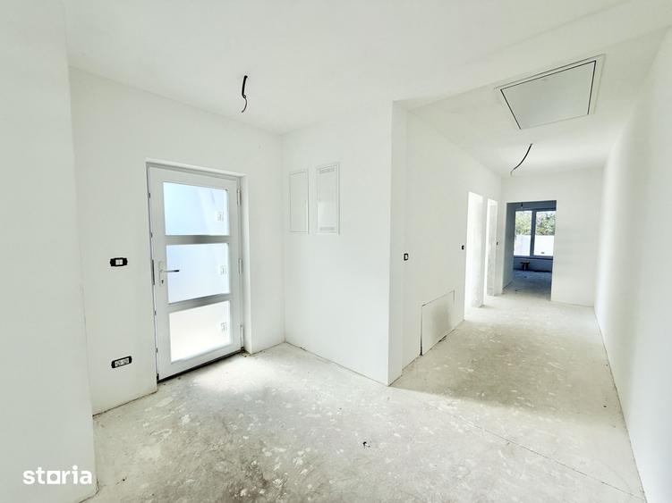 Duplex pozitionat central - 4 camere - 415 mp teren - 15