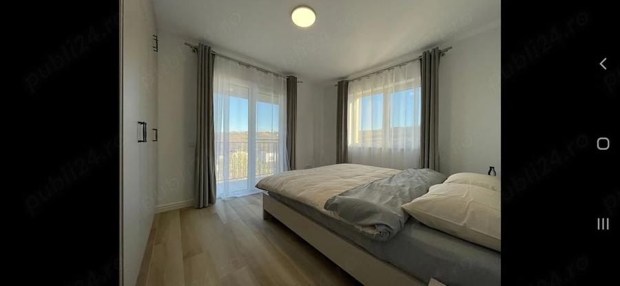 Apartament cu 3 camere decomandat în Borhanci