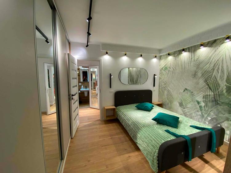 Apartament cu 2 camere decomandat în Sala Palatului