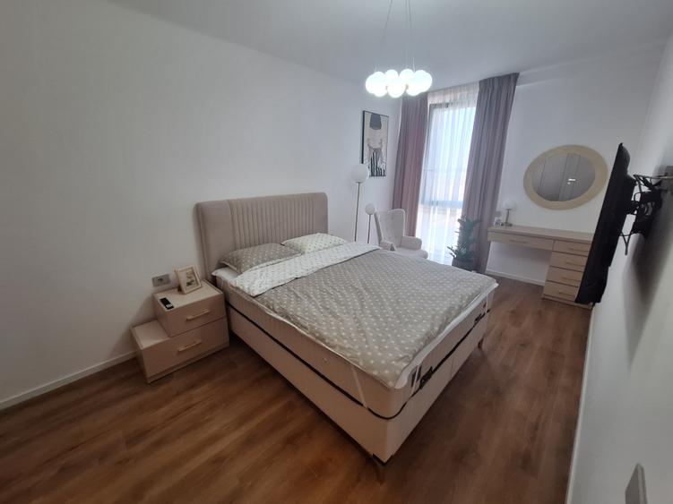 Apartament cu 2 camere semidecomandat în Torontalului