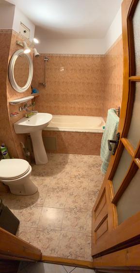 Apartament cu 3 camere decomandat în Lunei
