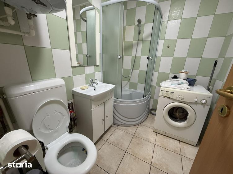 Apartament cu 2 camere decomandat în Tei