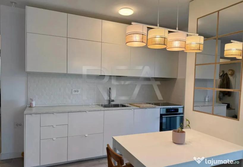 Apartament cu 5 camere decomandat în Herăstrău