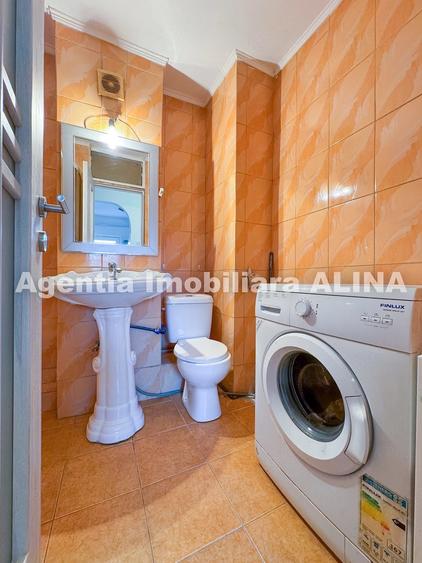 Garsonieră decomandată în Central