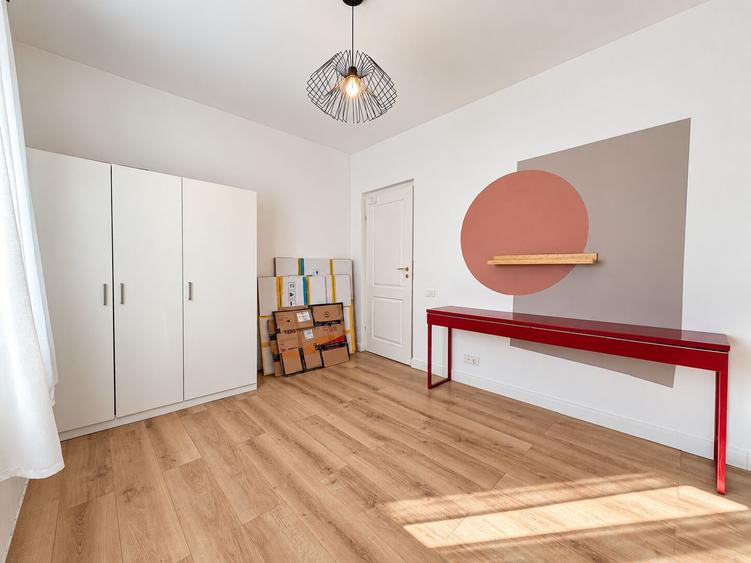 Duplex cu 7 camere cu Piscina în Pipera