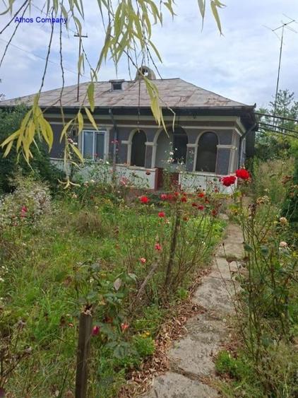 Casă individuală cu 3 camere cu Teren 1847 Mp în Gârbovi